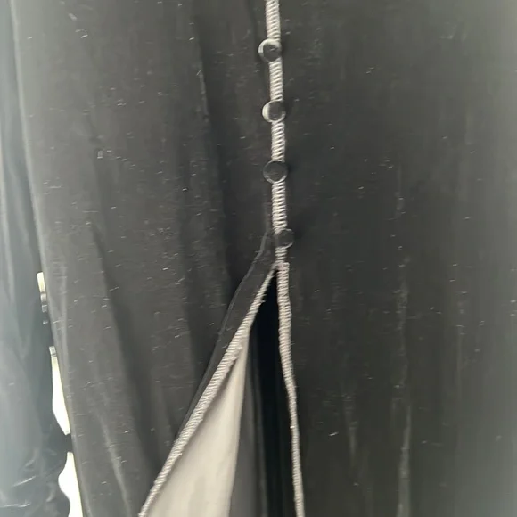 Vtg 90’s Andrea Jovine Black Velvet Victorian Goth Split Long Tunic Button Top S - Picture 5 of 9